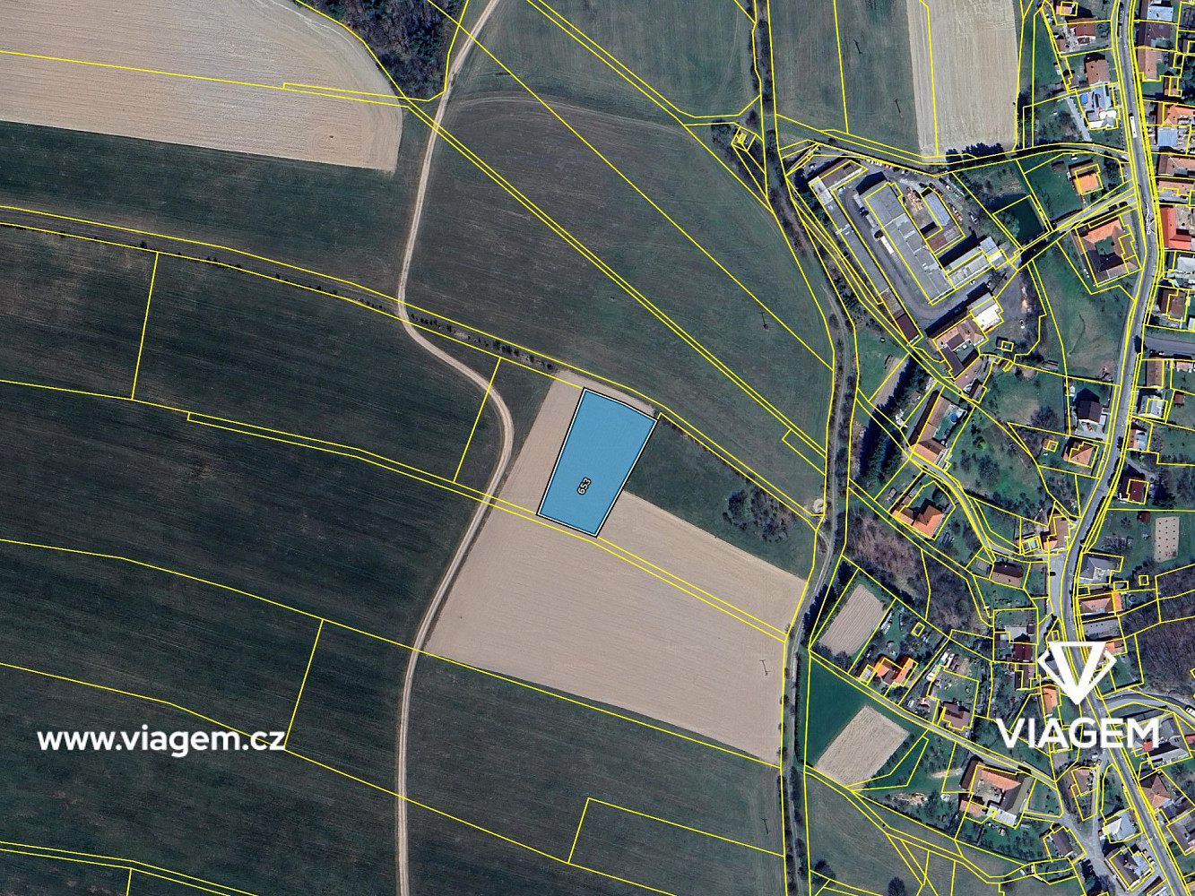 Pole 2 772 m² – pohled 4