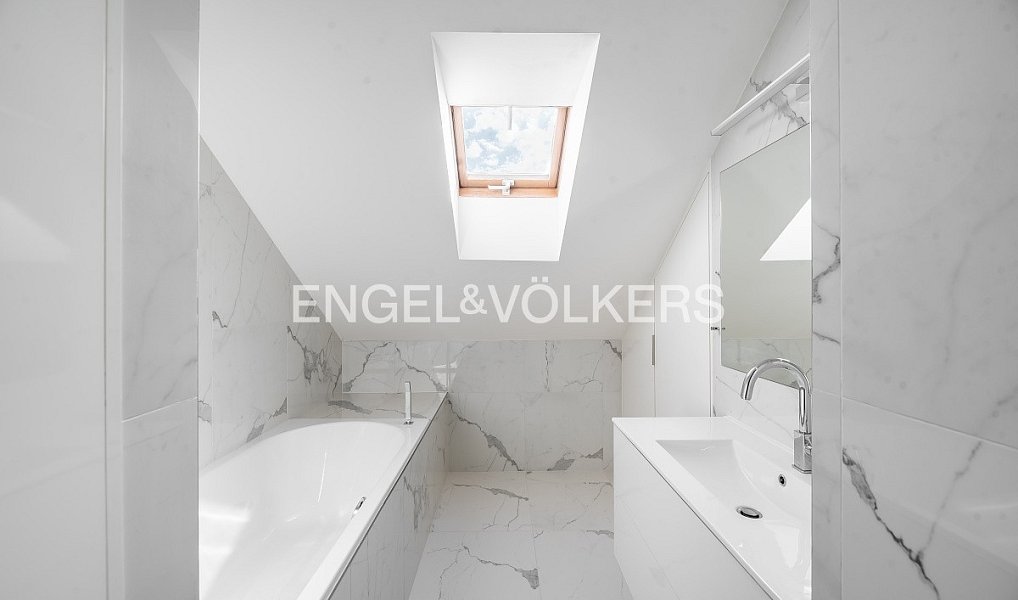 Pronájem bytu 3+kk 102 m², Praha – náhled fotky 9