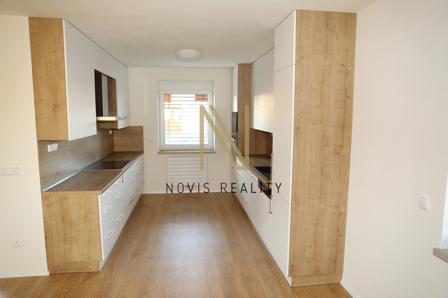 Prodej domu 233 m² s pozemkem 734 m² – pohled 6