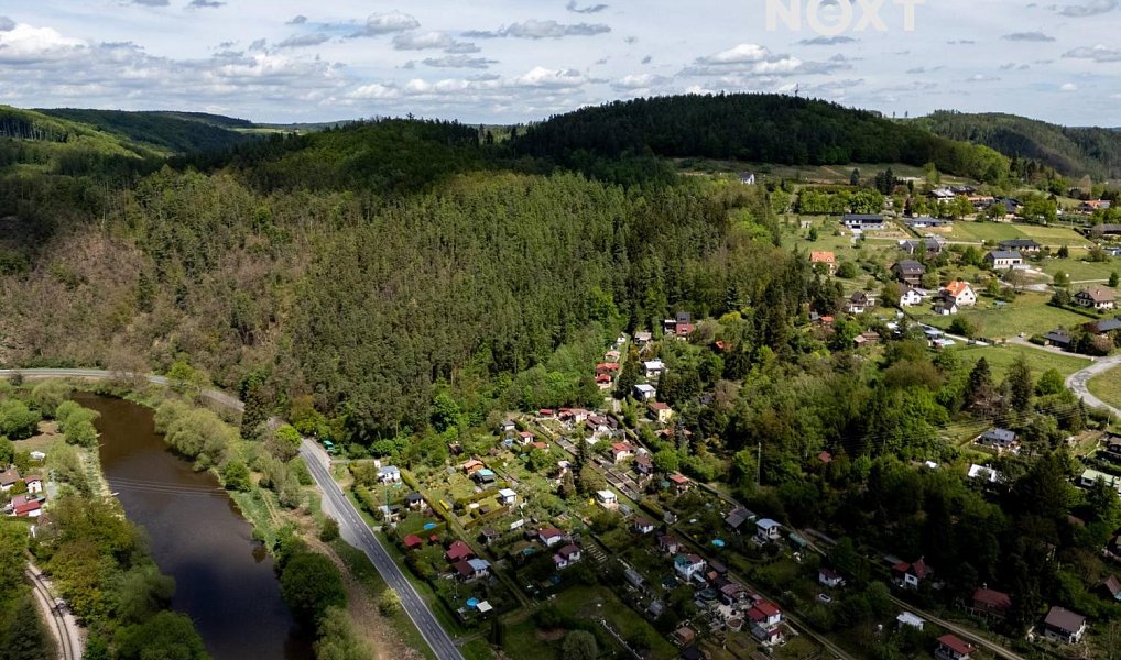 Prodej stavebního pozemku 934 m², Sázava – náhled fotky 10