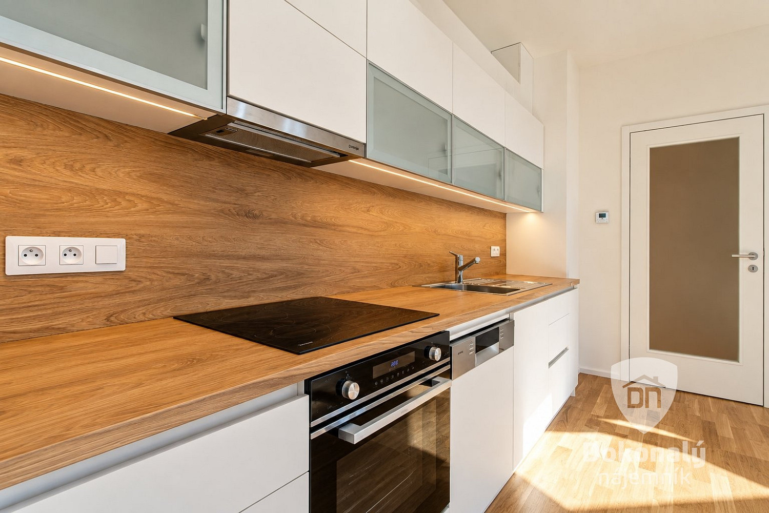 Pronájem bytu 2+kk 57 m² – fotografie 5