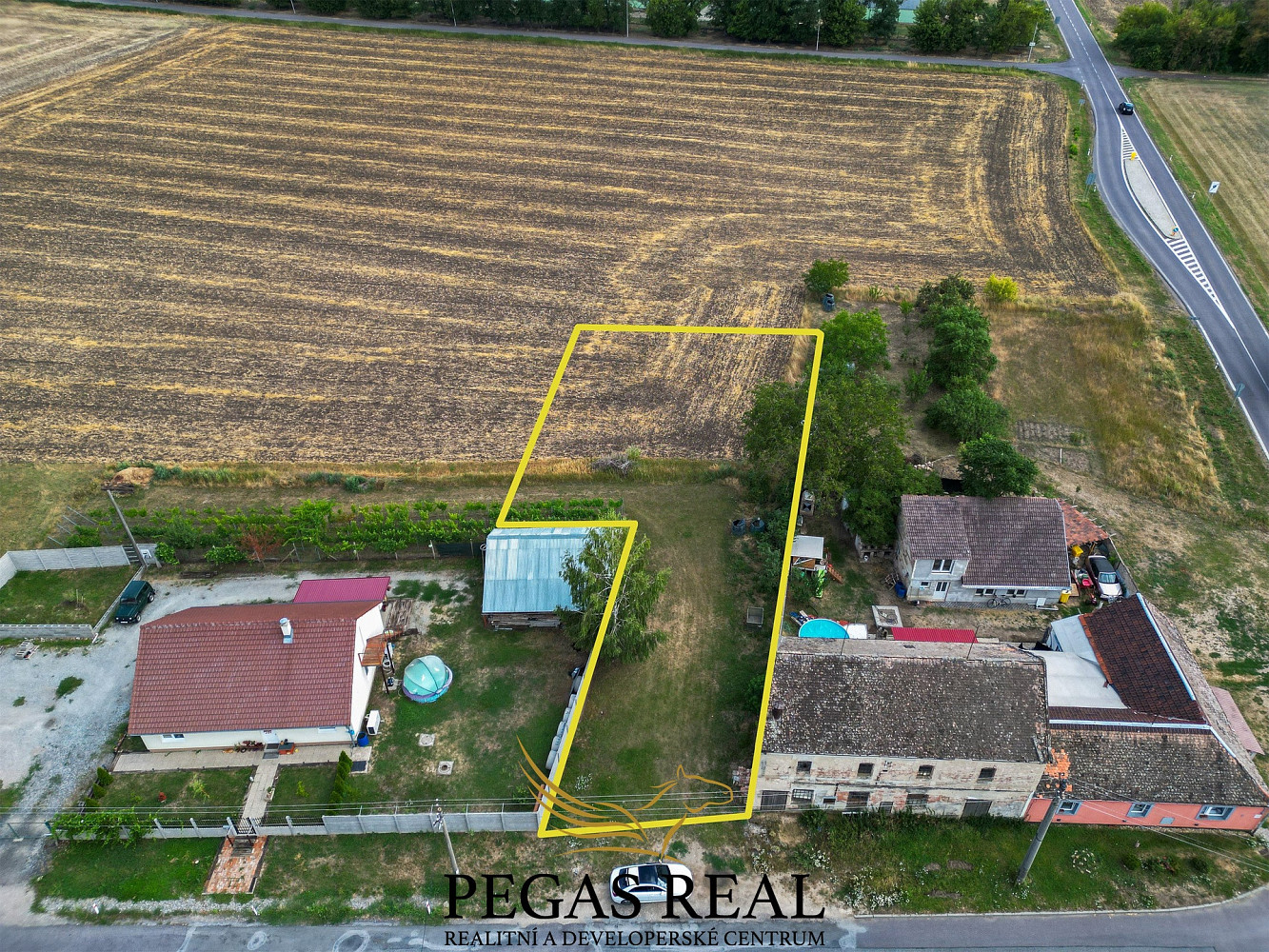 Prodej stavebního pozemku 1 288 m²