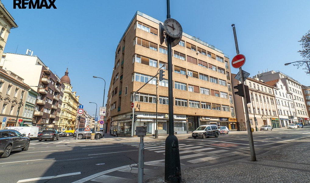 Pronájem bytu 4+1 120 m², Praha – náhled fotky 20