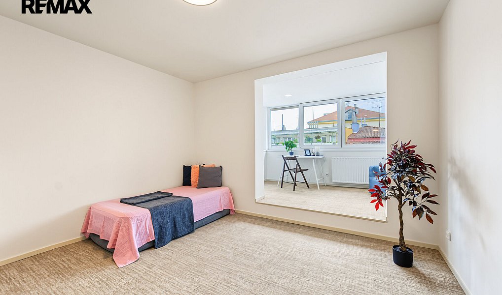 Prodej bytu 3+1 91 m², Praha – náhled fotky 4