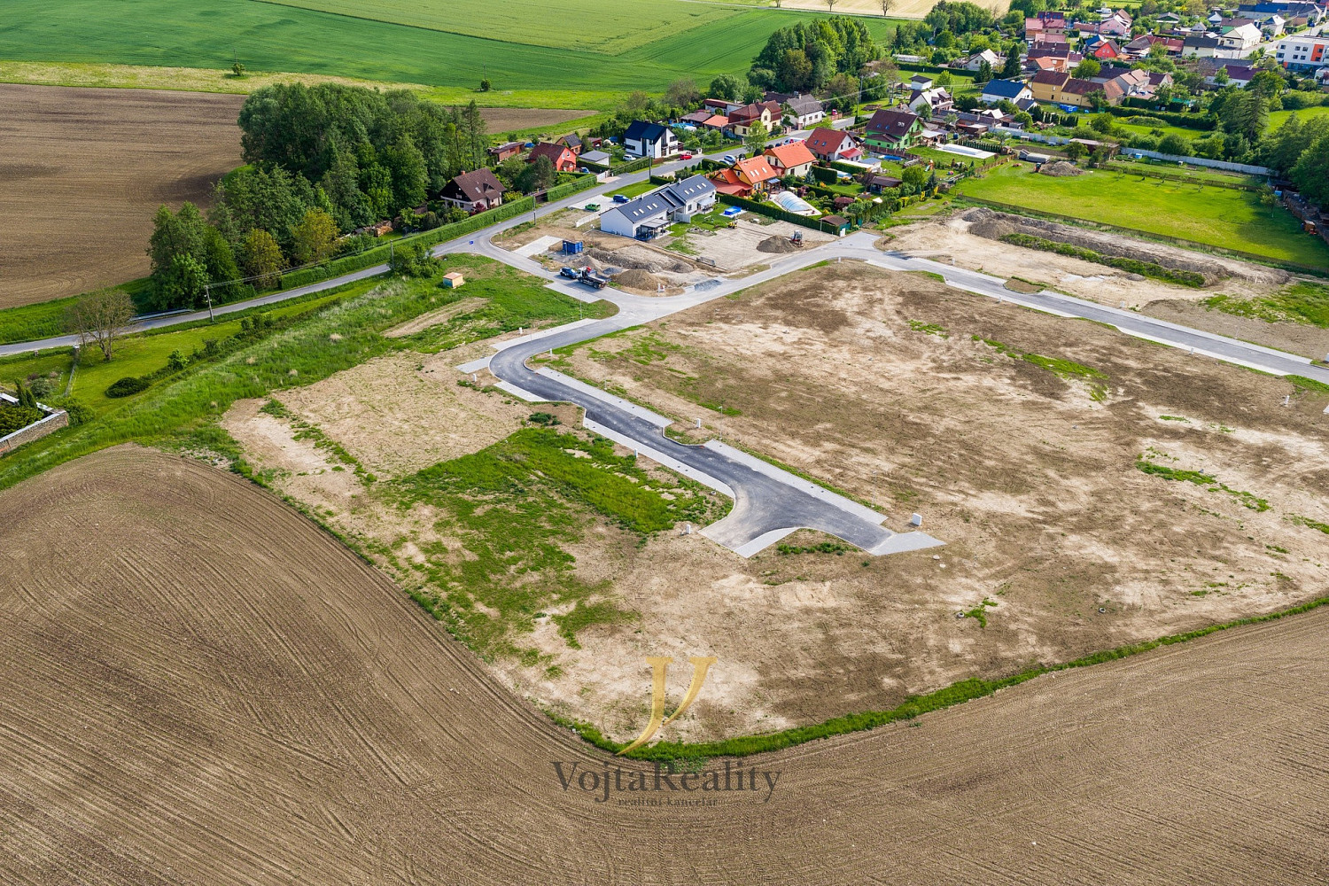 Prodej stavebního pozemku 752 m² – fotografie 3