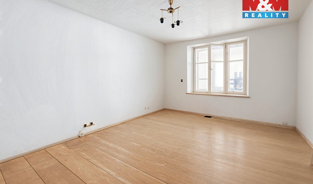 Prodej domu 220 m² s pozemkem 3 838 m², Borovany – náhled fotky 13