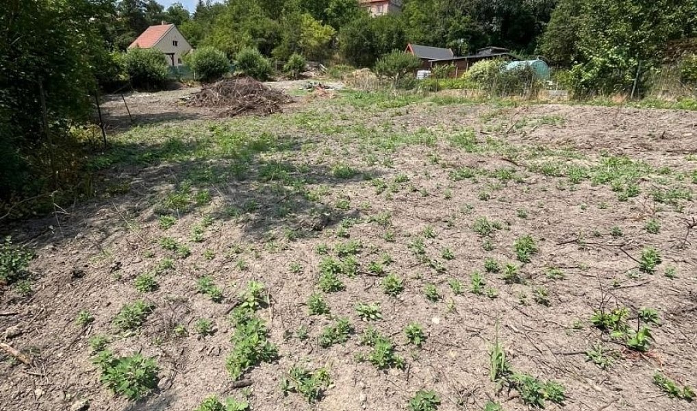 Prodej zahrady 889 m², Smečno – náhled fotky 3