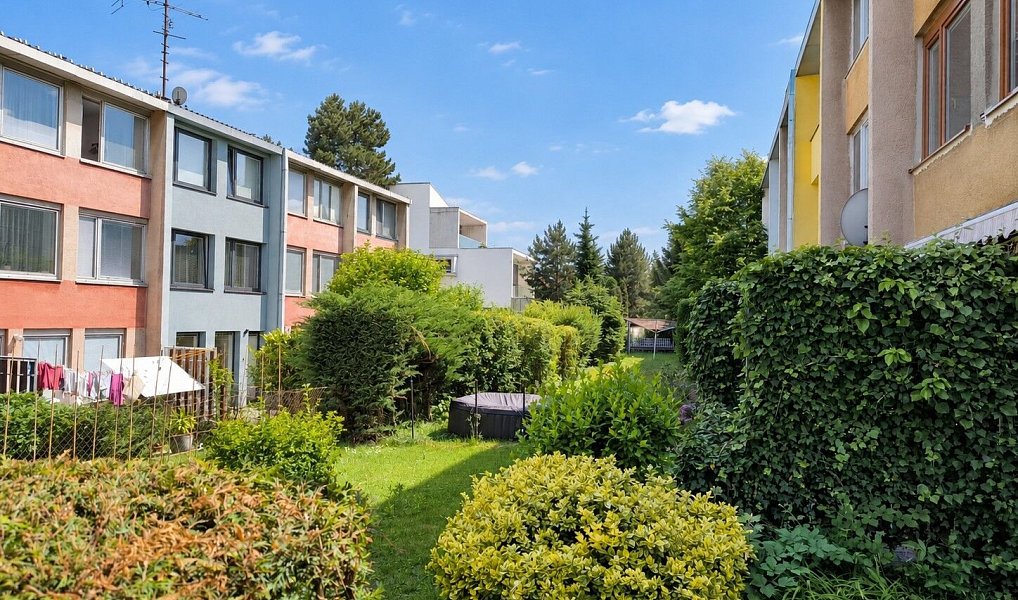 Prodej domu 145 m² s pozemkem 120 m², Praha – náhled fotky 37