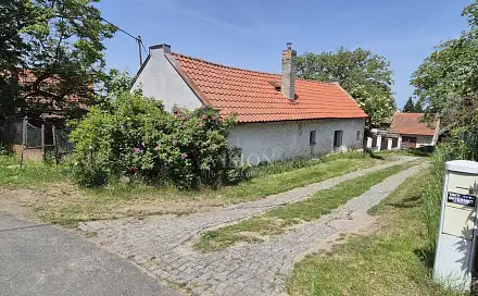 Prodej domu 80 m² s pozemkem 288 m², Hradešín, okres Kolín