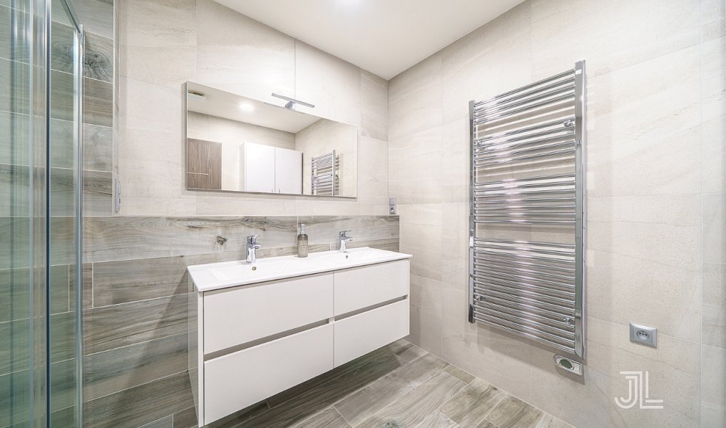 Prodej bytu 5+kk 120 m², Karlovy Vary – náhled fotky 18
