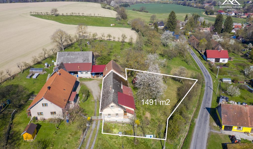 Prodej chaty/chalupy 79 m² s pozemkem 1 491 m², Lány – náhled fotky 12