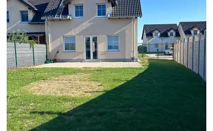 Pronájem domu 120 m² s pozemkem 700 m², V Jezírkách, Postřižín, okres Mělník