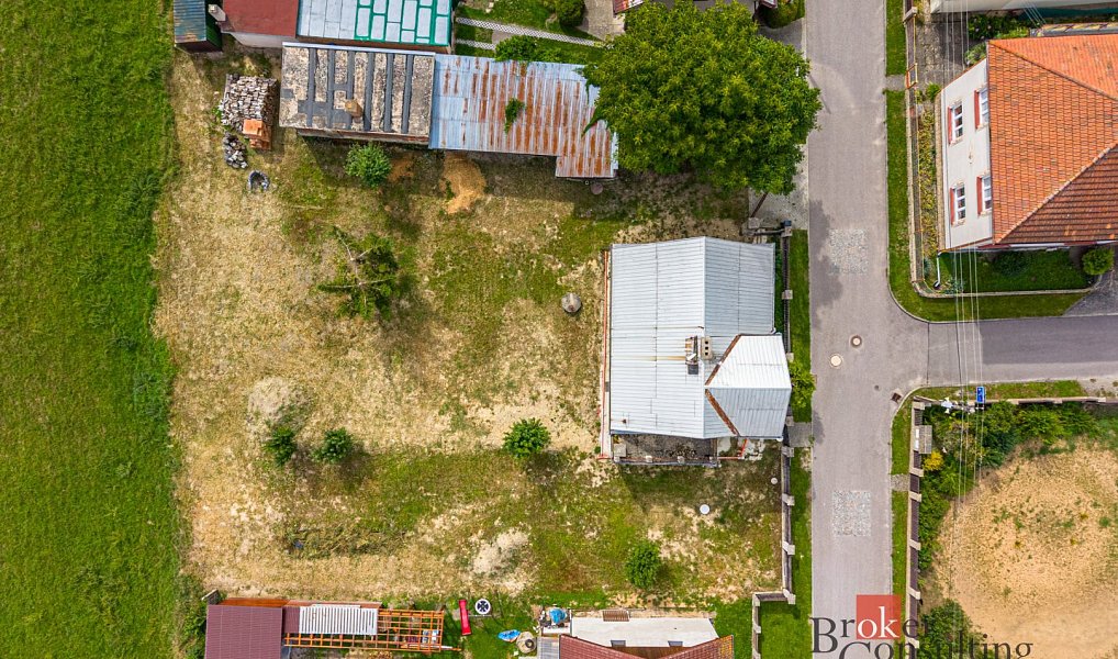 Prodej domu 151 m² s pozemkem 1 025 m², Dolní Bousov – náhled fotky 10