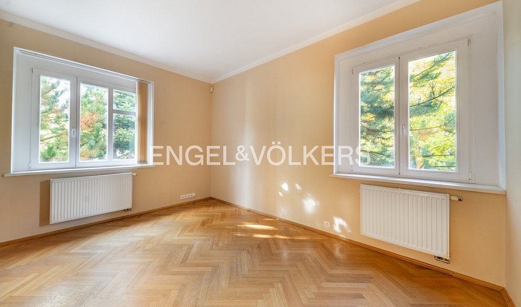 Pronájem domu 560 m² s pozemkem 700 m², Praha – náhled fotky 7