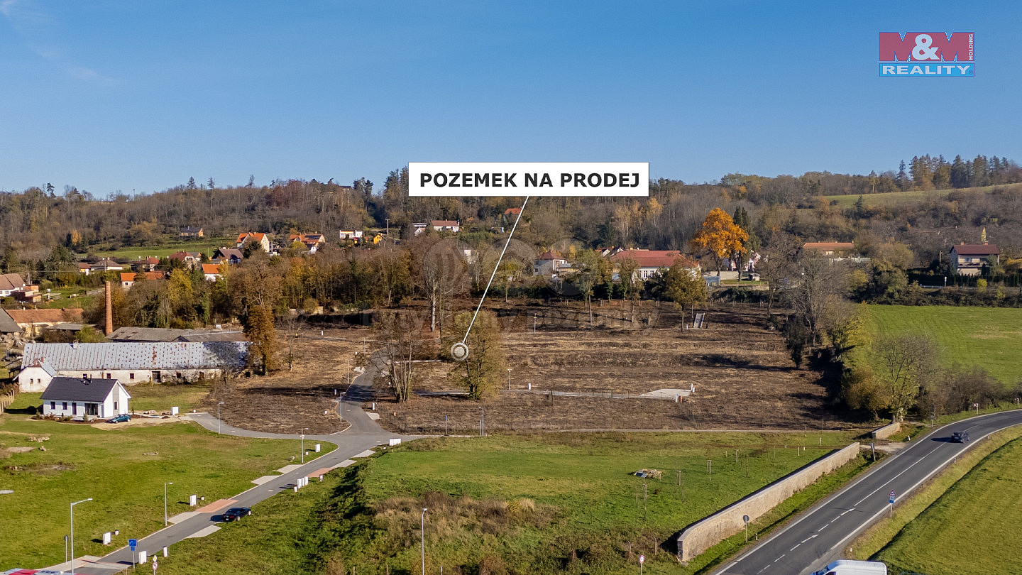 Prodej stavebního pozemku 776 m² — photo 2