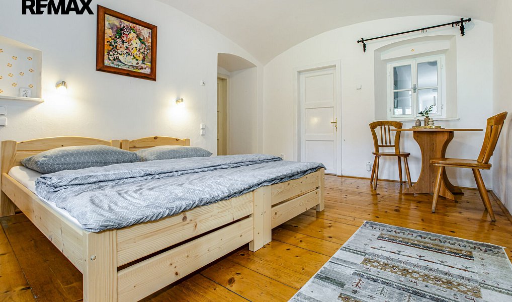 Prodej ubytovacího objektu 804 m², Předslavice – náhled fotky 19