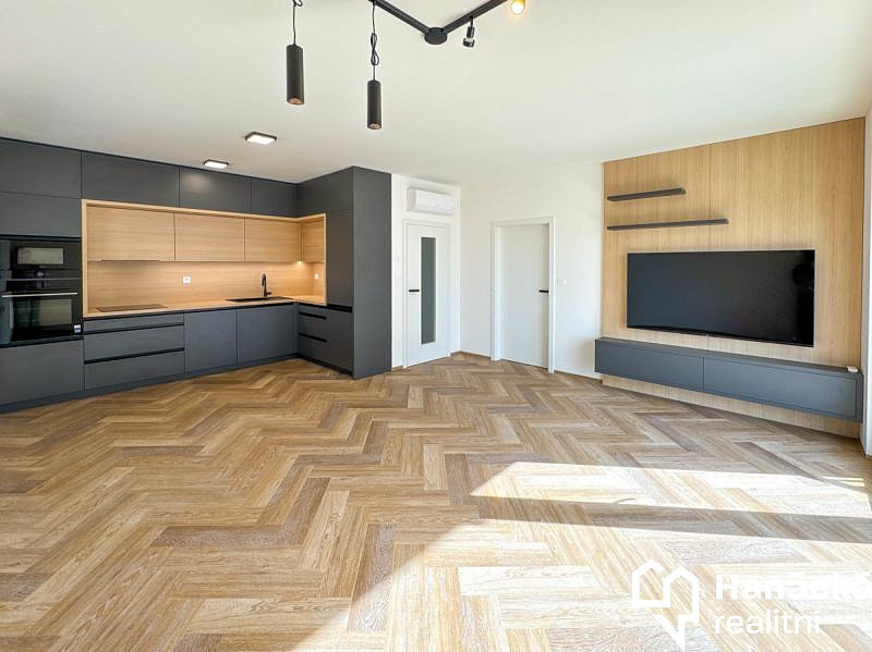 Pronájem bytu 2+kk 52 m² – fotografie 5