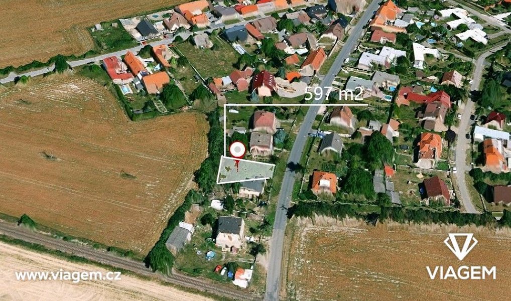 Prodej zahrady 99 m², Mochov – náhled fotky 3