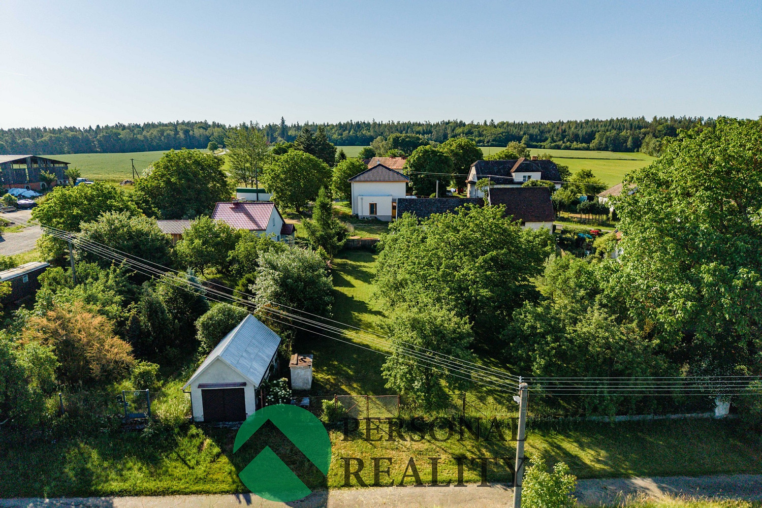 Prodej stavebního pozemku 1 058 m² – fotografie 2