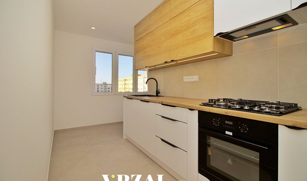 Prodej bytu 3+1 66 m², Plzeň – náhled fotky 4