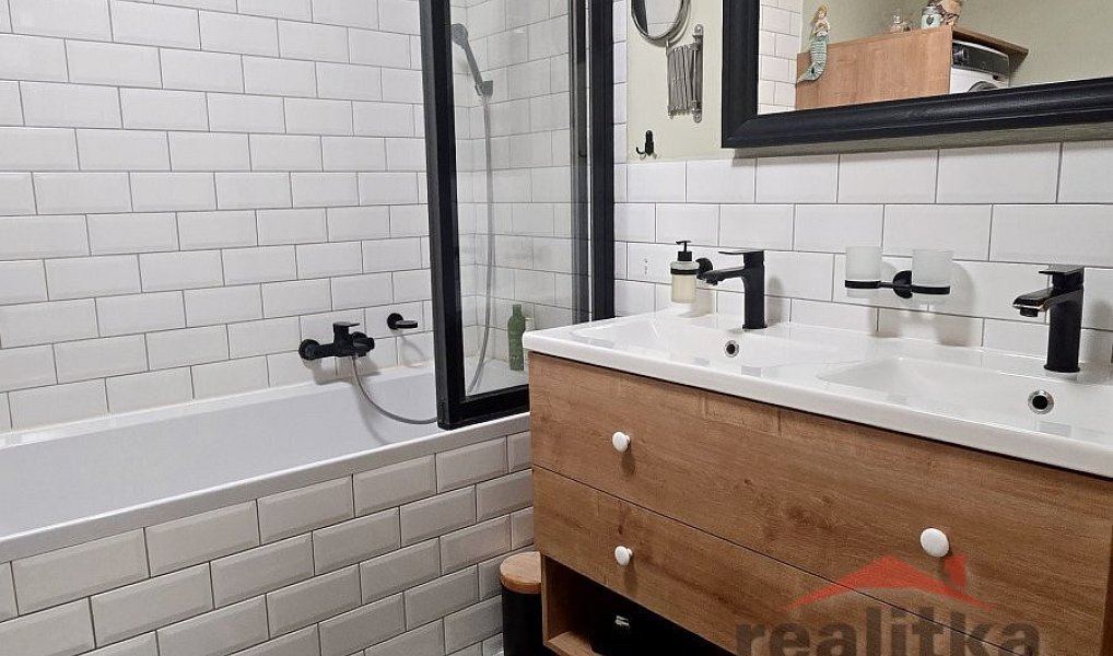 Prodej bytu 4+kk 80 m², Opava – náhled fotky 7