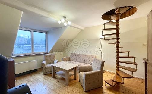 Pronájem bytu 3+1 75 m², Dlouhá, Karlovy Vary - Stará Role