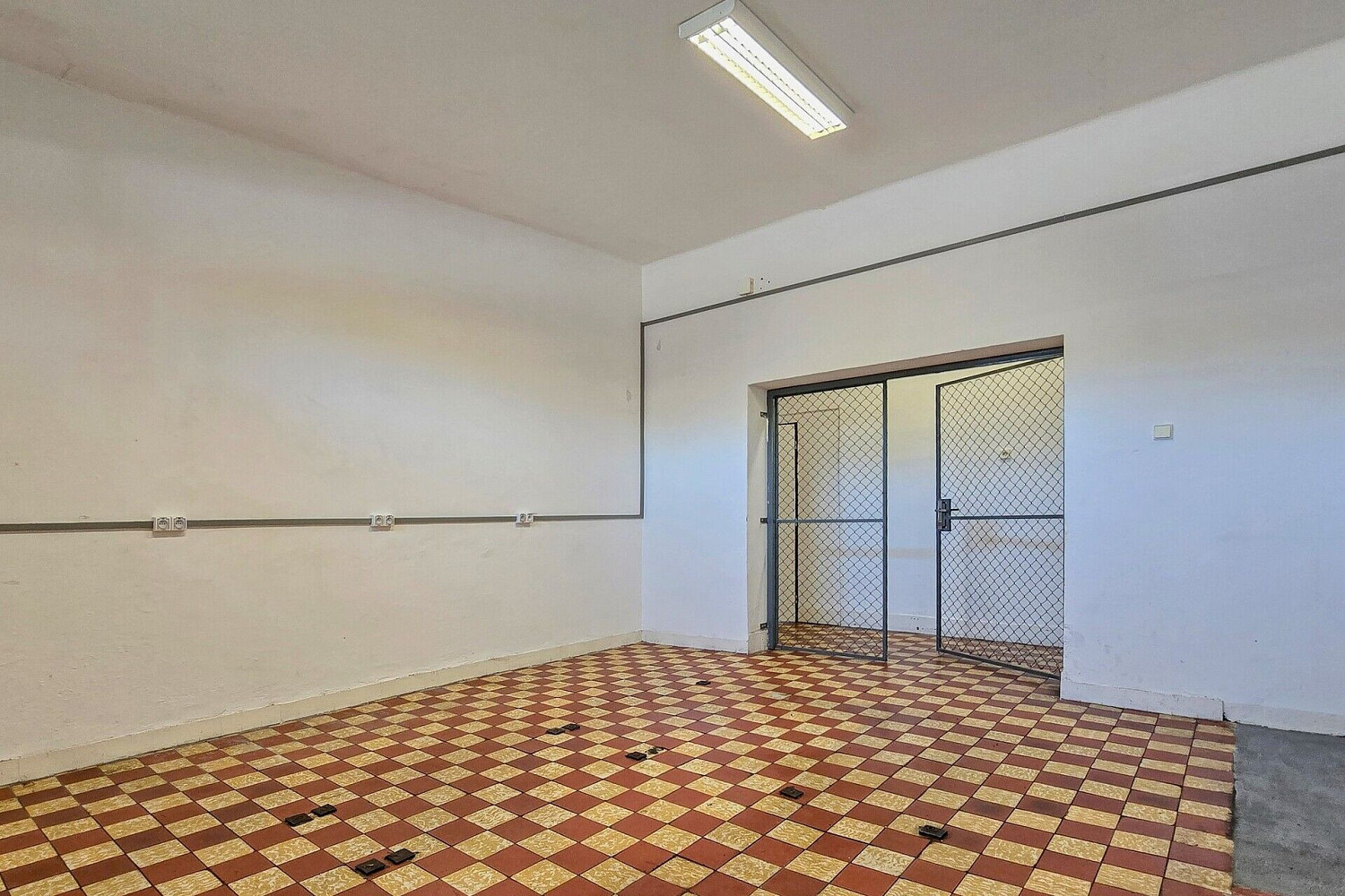 Pronájem skladovacích prostor 280 m² – fotografie 5