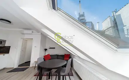 Pronájem bytu 1+kk 39 m²