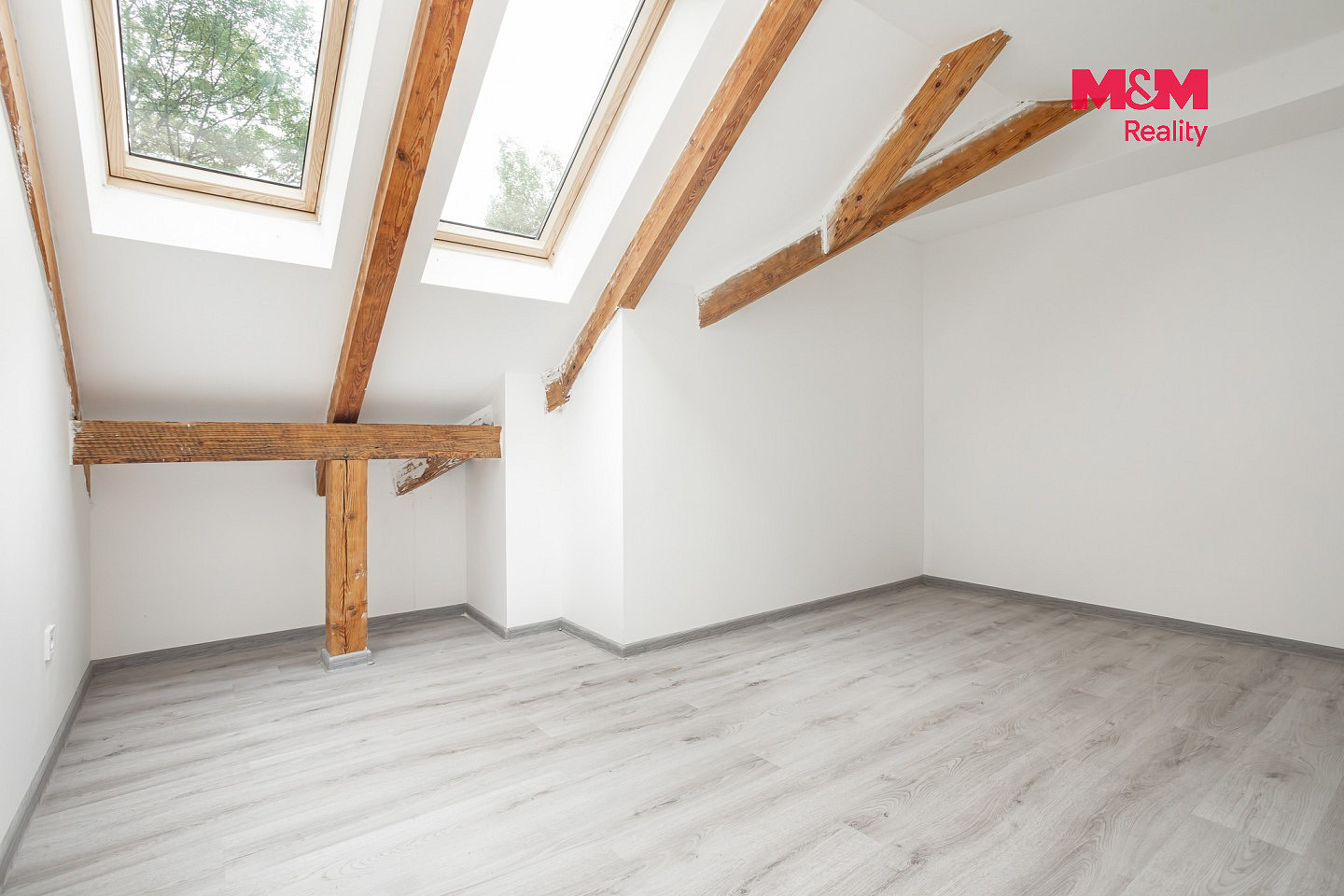 Pronájem bytu 2+kk 57 m² – fotografie 3