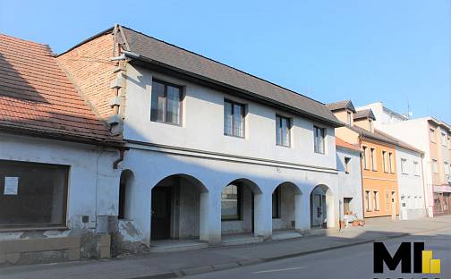 Prodej domu 185 m² s pozemkem 250 m², Riegrova, Libochovice, okres Litoměřice