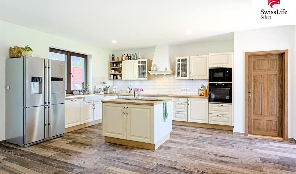 Prodej domu 223 m² s pozemkem 1 271 m², Nebílovy – náhled fotky 2