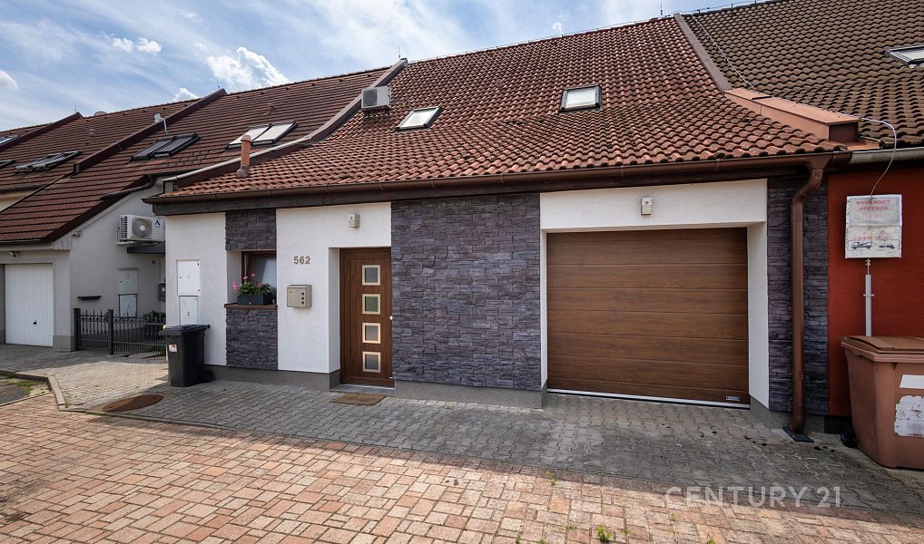 Prodej domu 181 m² s pozemkem 311 m², Kolín – náhled fotky 32