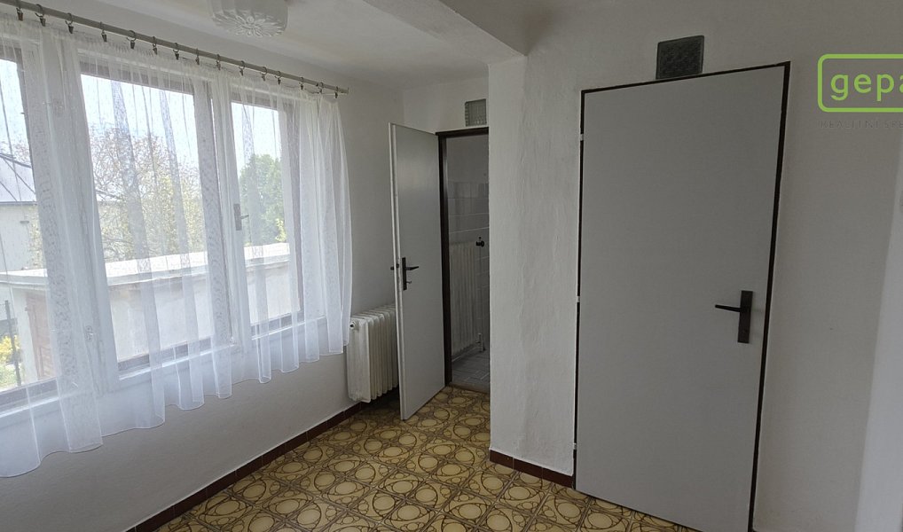 Prodej domu 145 m² s pozemkem 1 218 m², Zlatá Koruna – náhled fotky 15