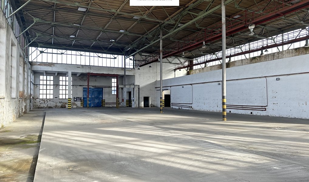 Pronájem skladovacích prostor 1 500 m², Příbram – náhled fotky 9