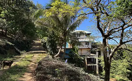 Prodej stavebního pozemku 1 872 m², Coxen Hole, Roatán, Honduras