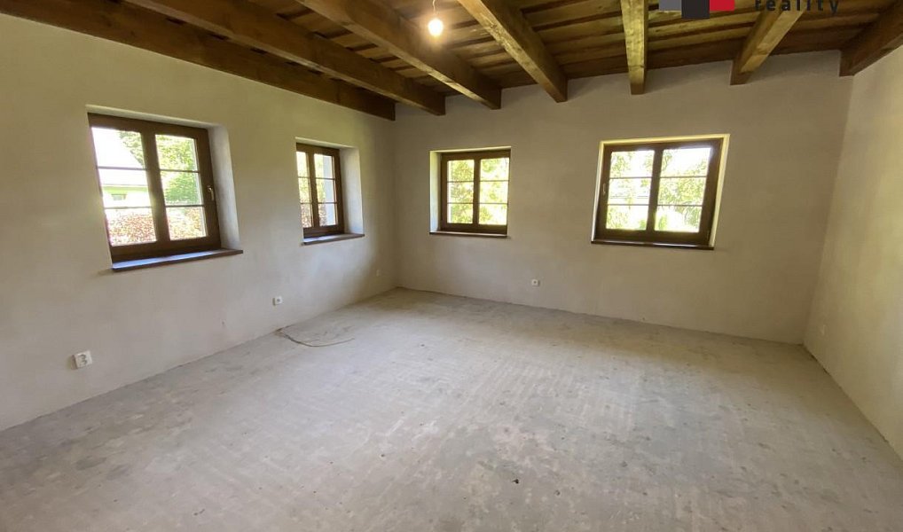 Prodej domu 177 m² s pozemkem 945 m², Janov – náhled fotky 17
