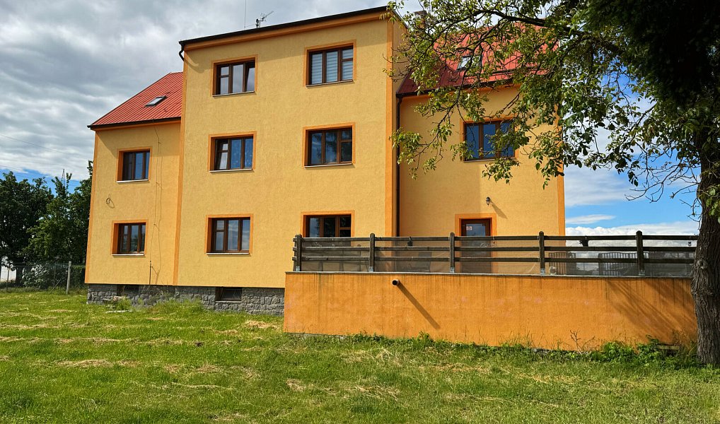Prodej nájemního domu, činžáku 550 m², Lety – náhled fotky 26