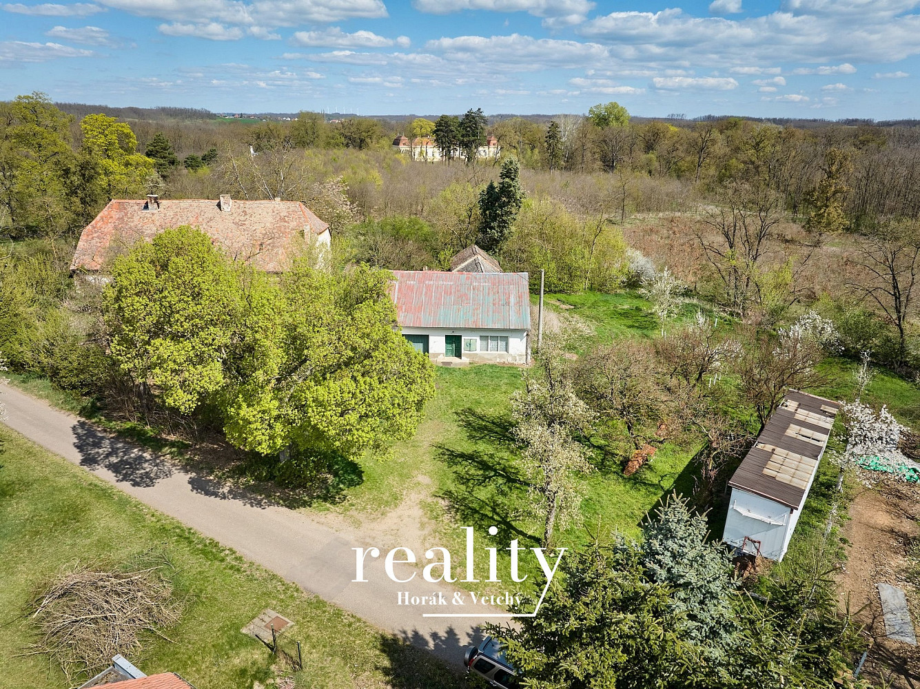 Prodej stavebního pozemku 1 328 m² — photo 2