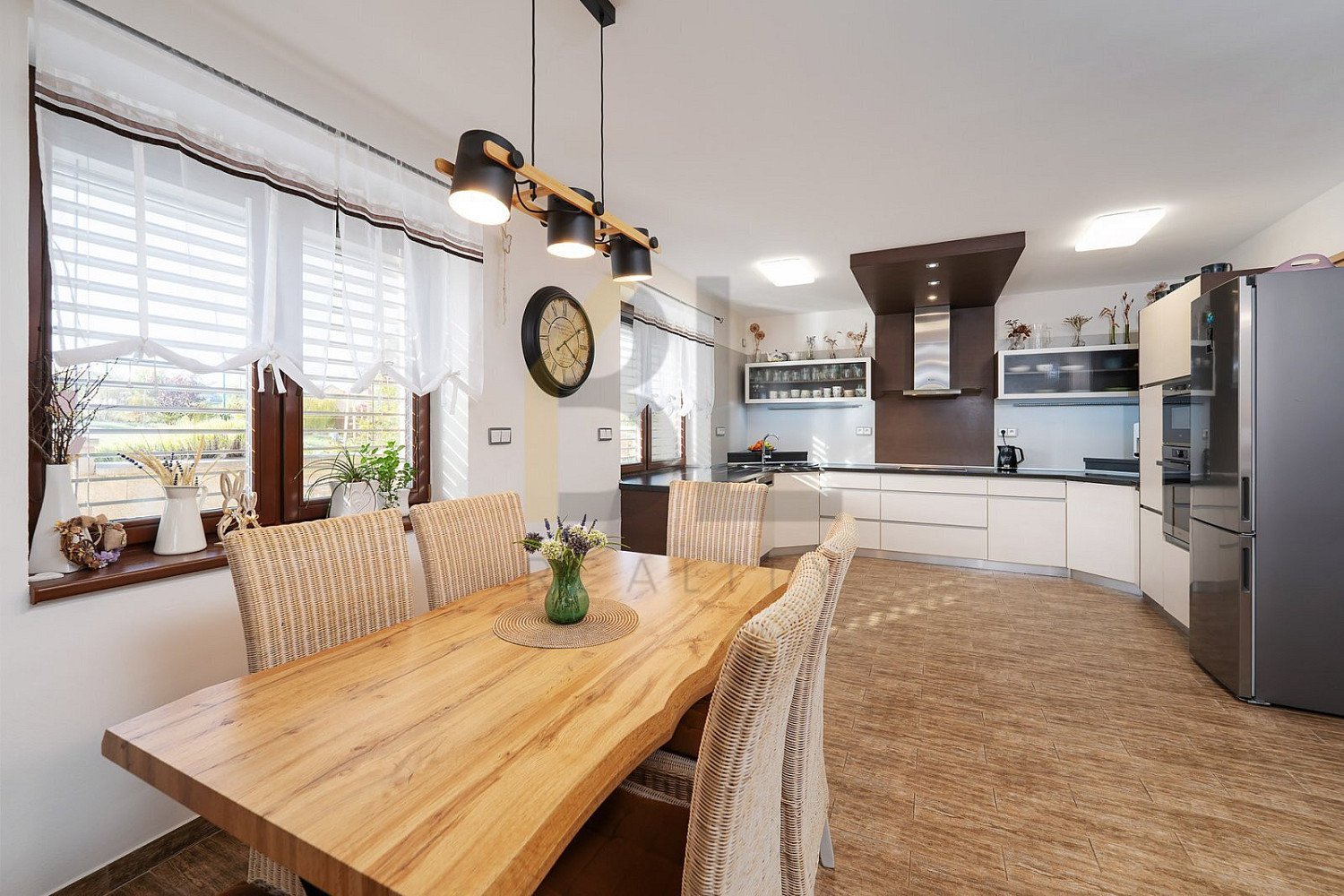 Prodej domu 123 m² s pozemkem 2 813 m² – fotografie 2