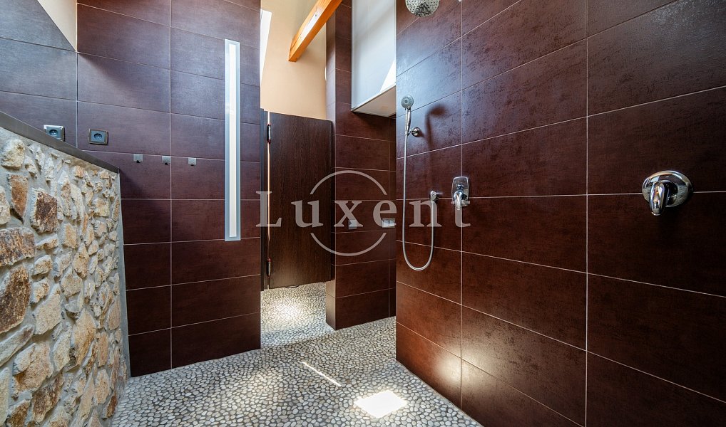 Prodej domu 580 m² s pozemkem 2 913 m², Kvítkovice – náhled fotky 19