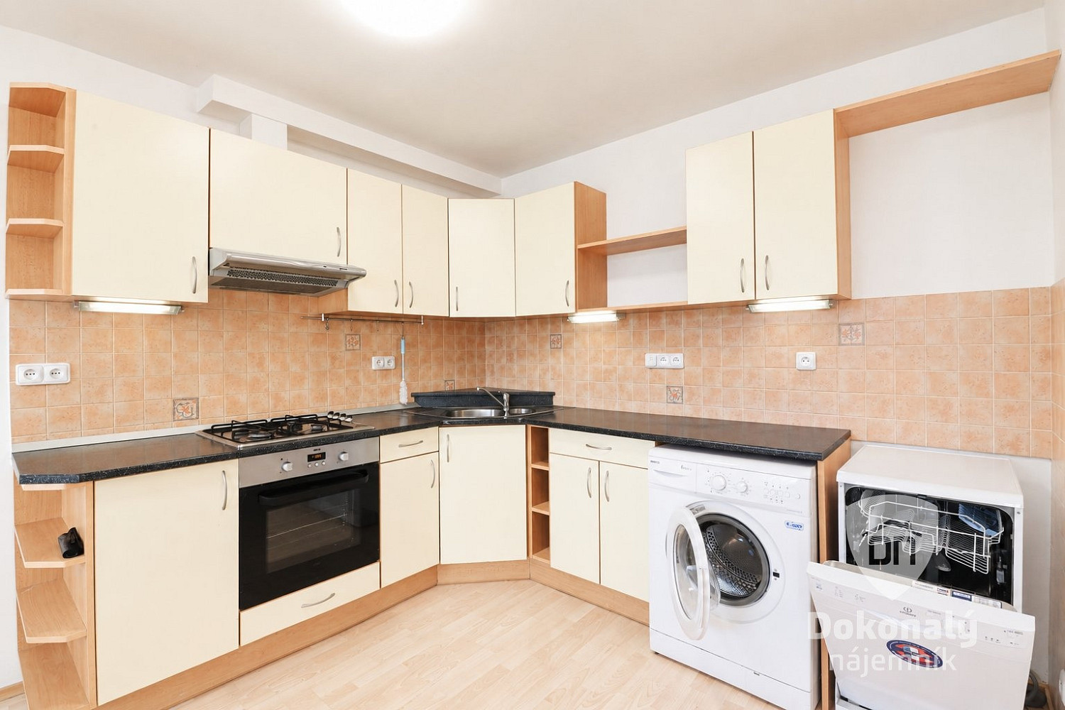 Pronájem bytu 3+kk 70 m² – fotografie 5