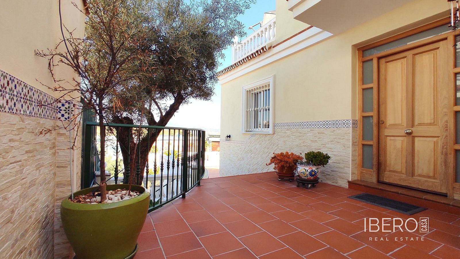 Prodej domu 221 m² s pozemkem 402 m² - Vista 6