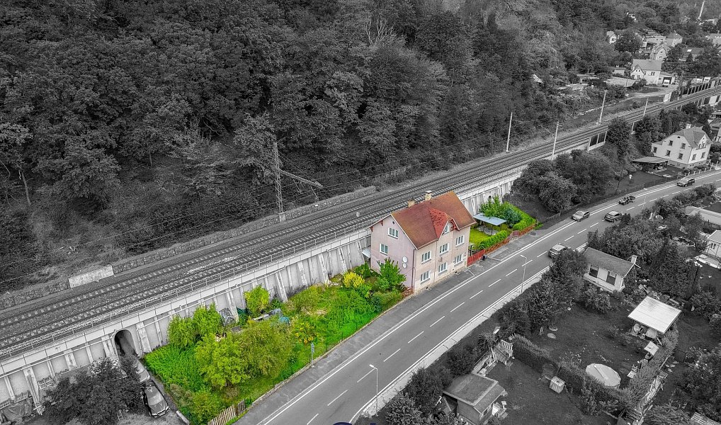 Prodej domu 233 m² s pozemkem 447 m², Dobkovice – náhled fotky 9