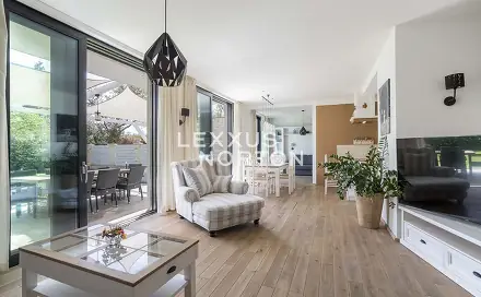 Prodej domu 199 m² s pozemkem 599 m², Vřesová, Ohrobec, okres Praha-západ