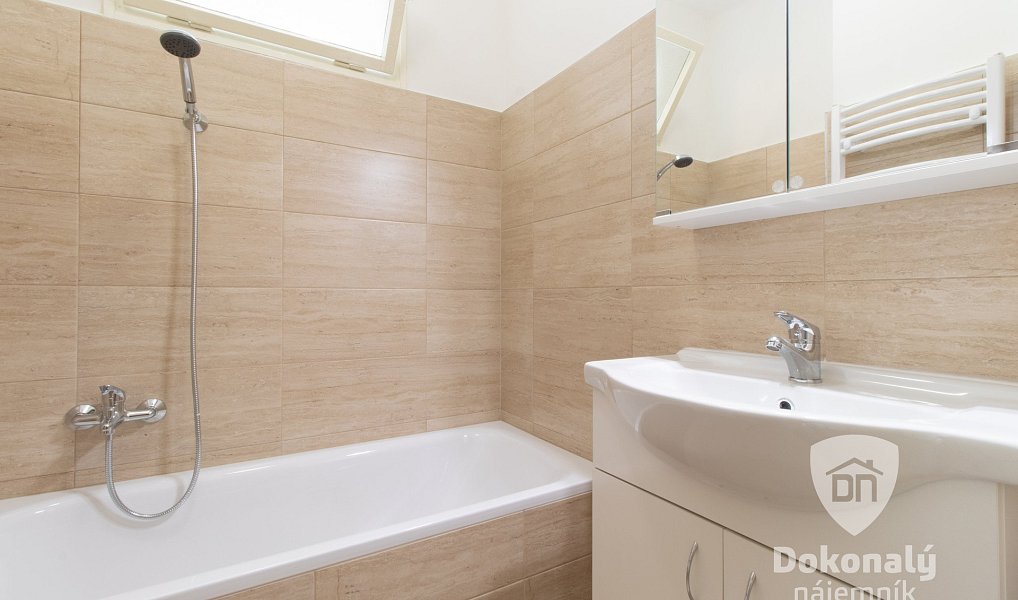 Pronájem bytu 3+1 73 m², Lysá nad Labem – náhled fotky 13