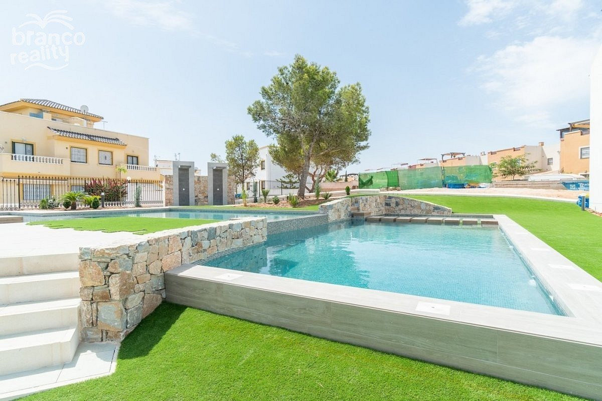 Casa – Torrevieja, Urbanización Los Balcones - Vista 3