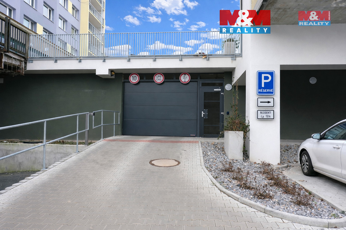 Pronájem garážového stání, 15 m2, beroun, ul. okružní