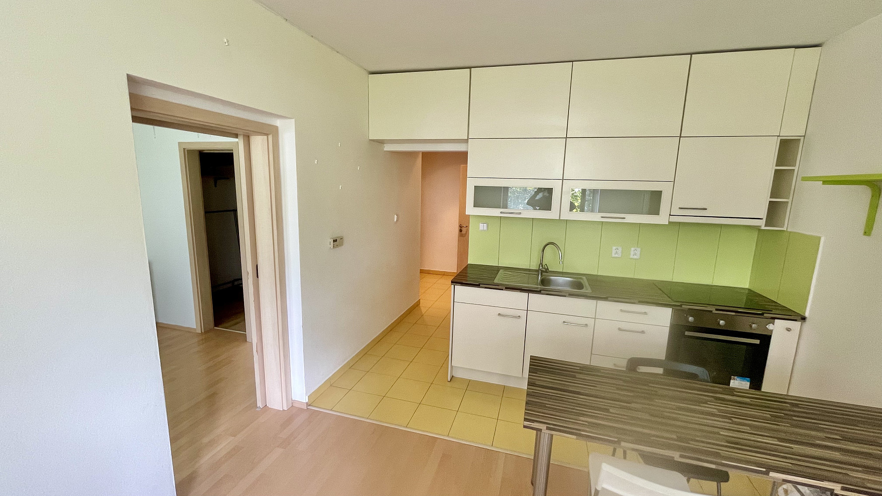 Pronájem bytu 2+kk 45 m²