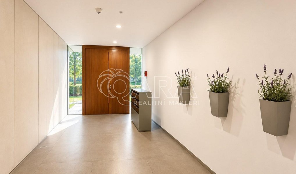 Prodej bytu 4+1 164 m², Praha – náhled fotky 28
