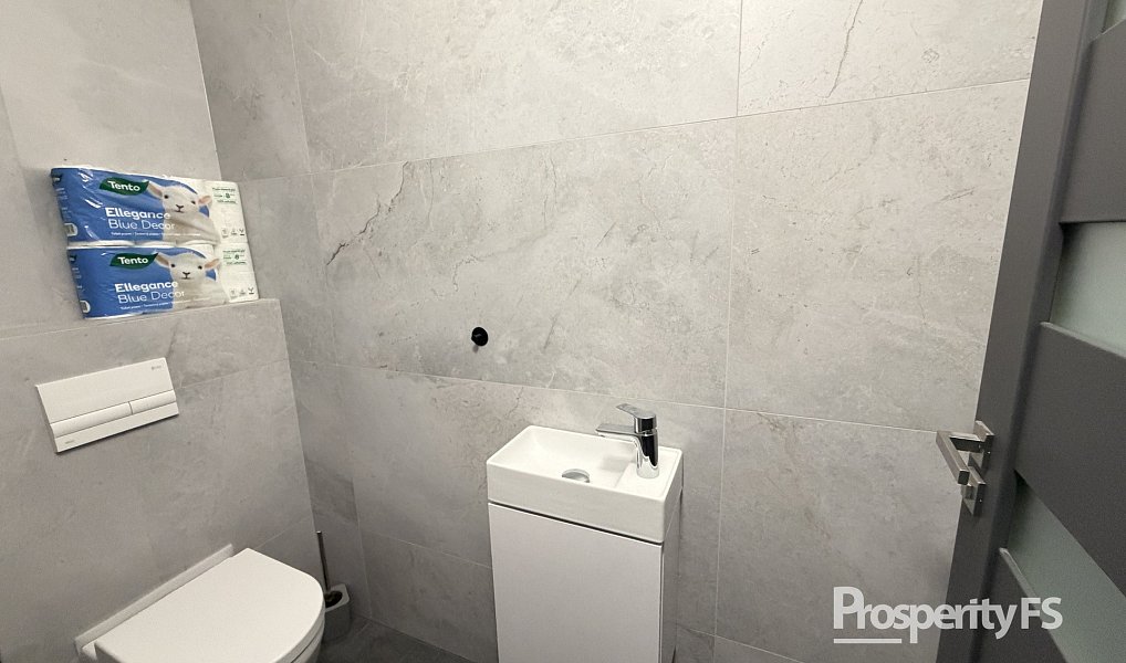 Pronájem komerčního objektu (jiného typu) 54 m², Bystřice – náhled fotky 12